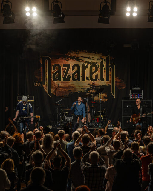 Was für ein Abend. 🔥
Nazareth haben gestern die Kongresshalle Gießen in einen echten Rocktempel verwandelt!

Wer auf diesen Sound steht, sollte sich den 25. August vormerken:
Uriah Heep live beim Gießener Kultursommer 🤘

📸 Jan Heesch
